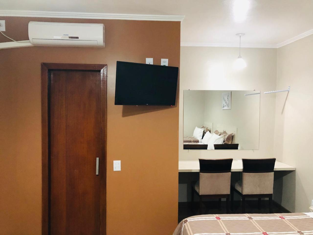 פלוטאס Hotel Westphal מראה חיצוני תמונה